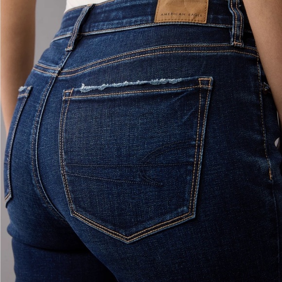 American Eagle High Rise Bootcut Jeans Dark Wash Size 6 Short - Picture 2 of 6